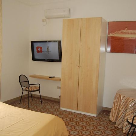 Arena Alfieri B&B Livorno Quarto foto